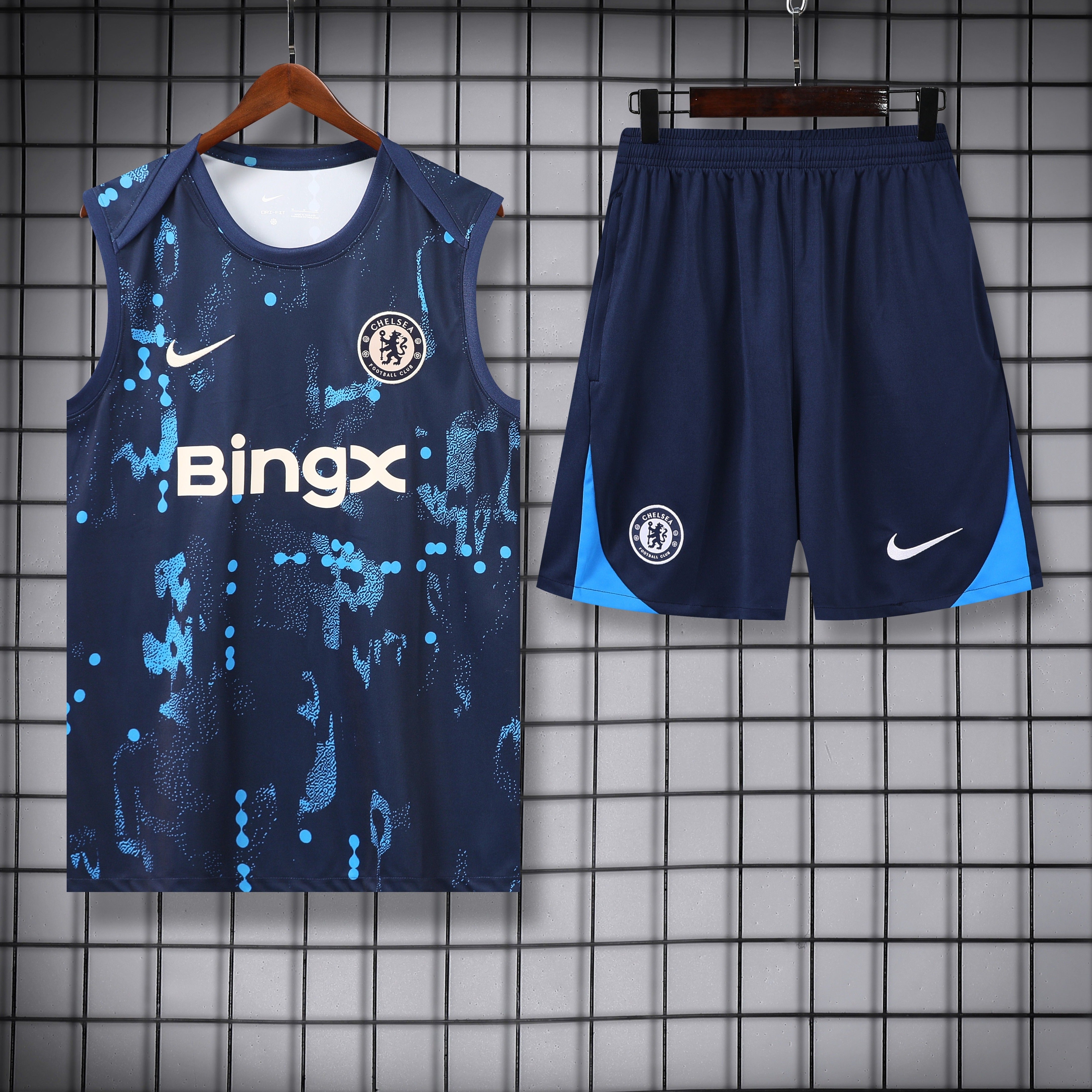 Chelsea Blu completo con canottiera