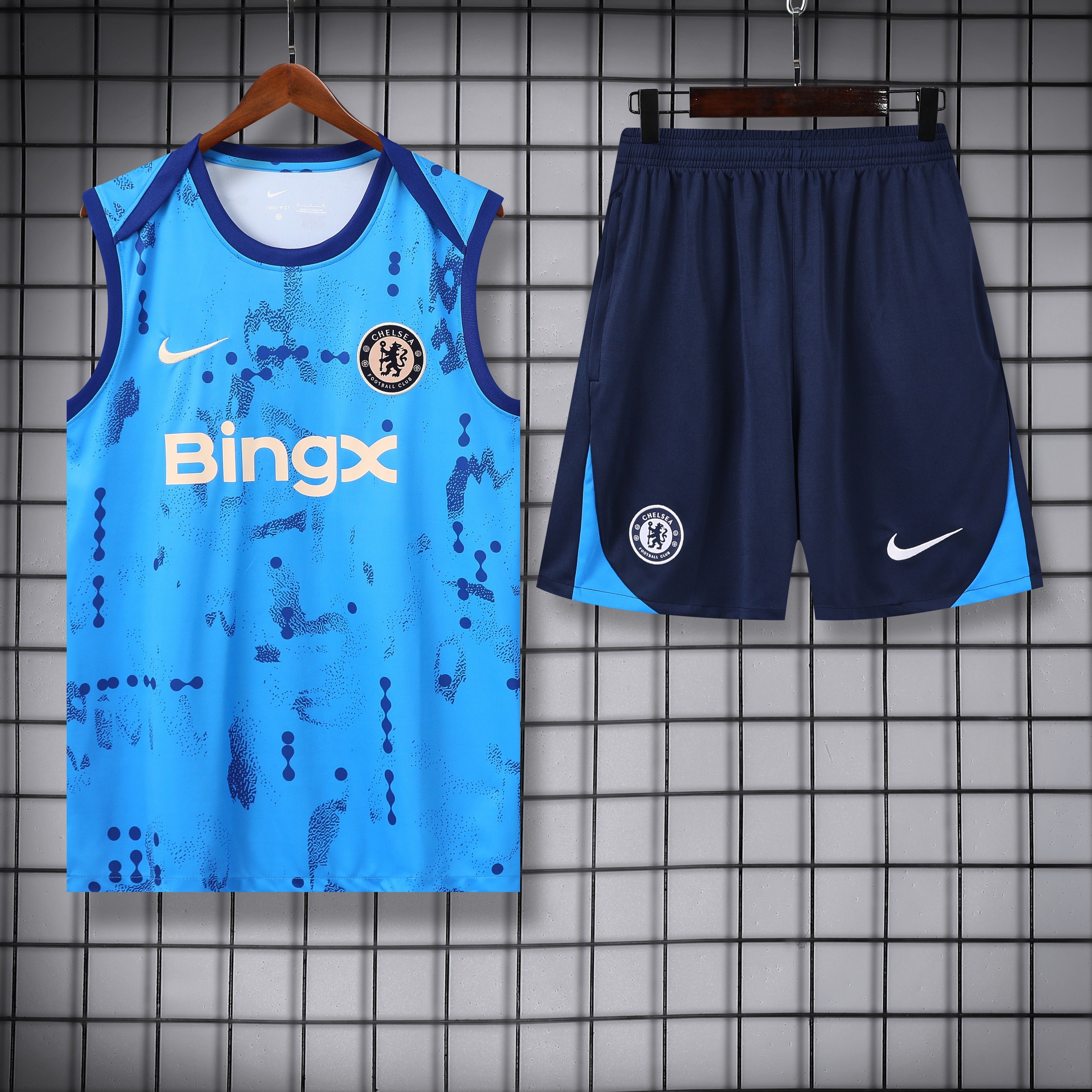 Chelsea azzurro fantasy completo con canottiera