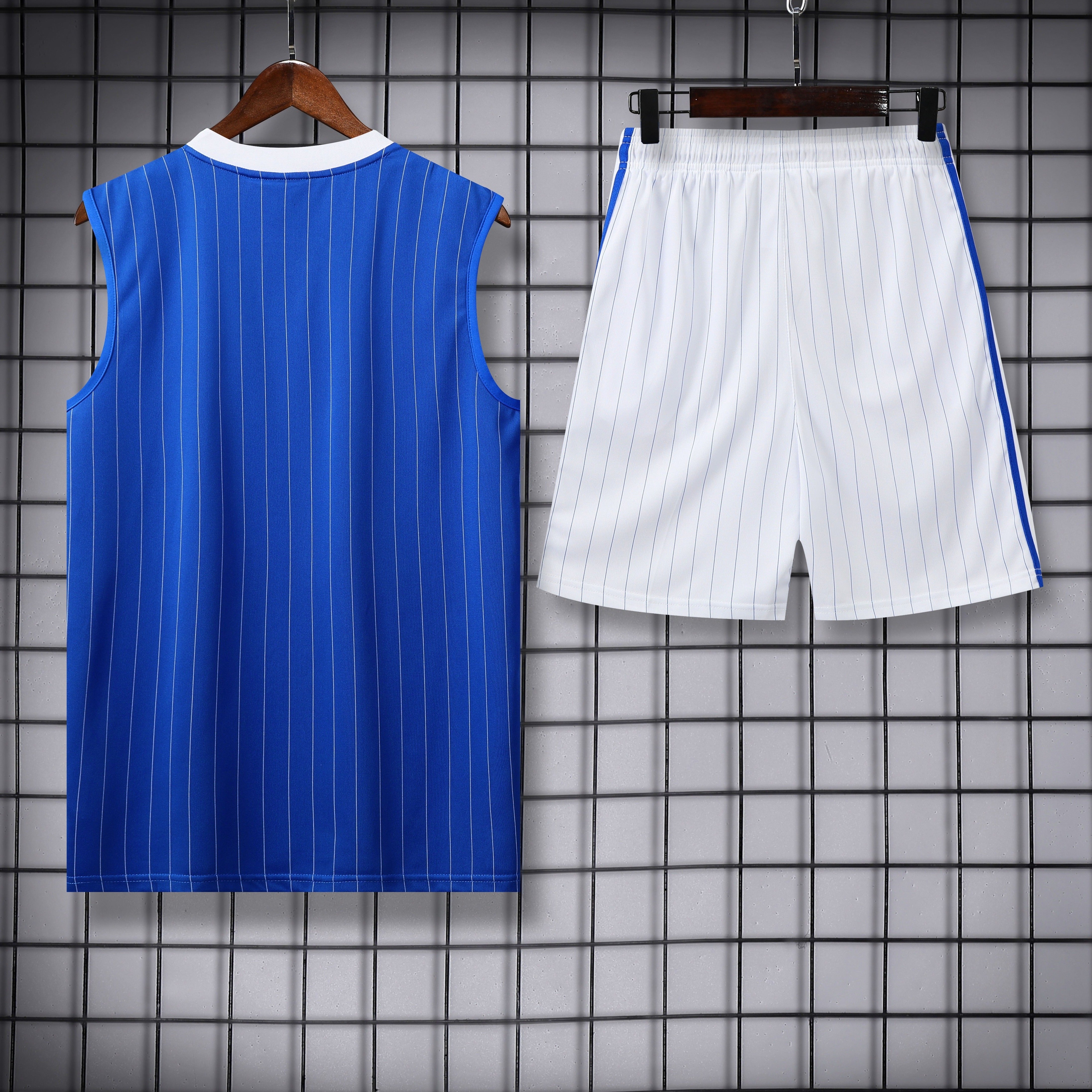 Chelsea completo azzurro rigato