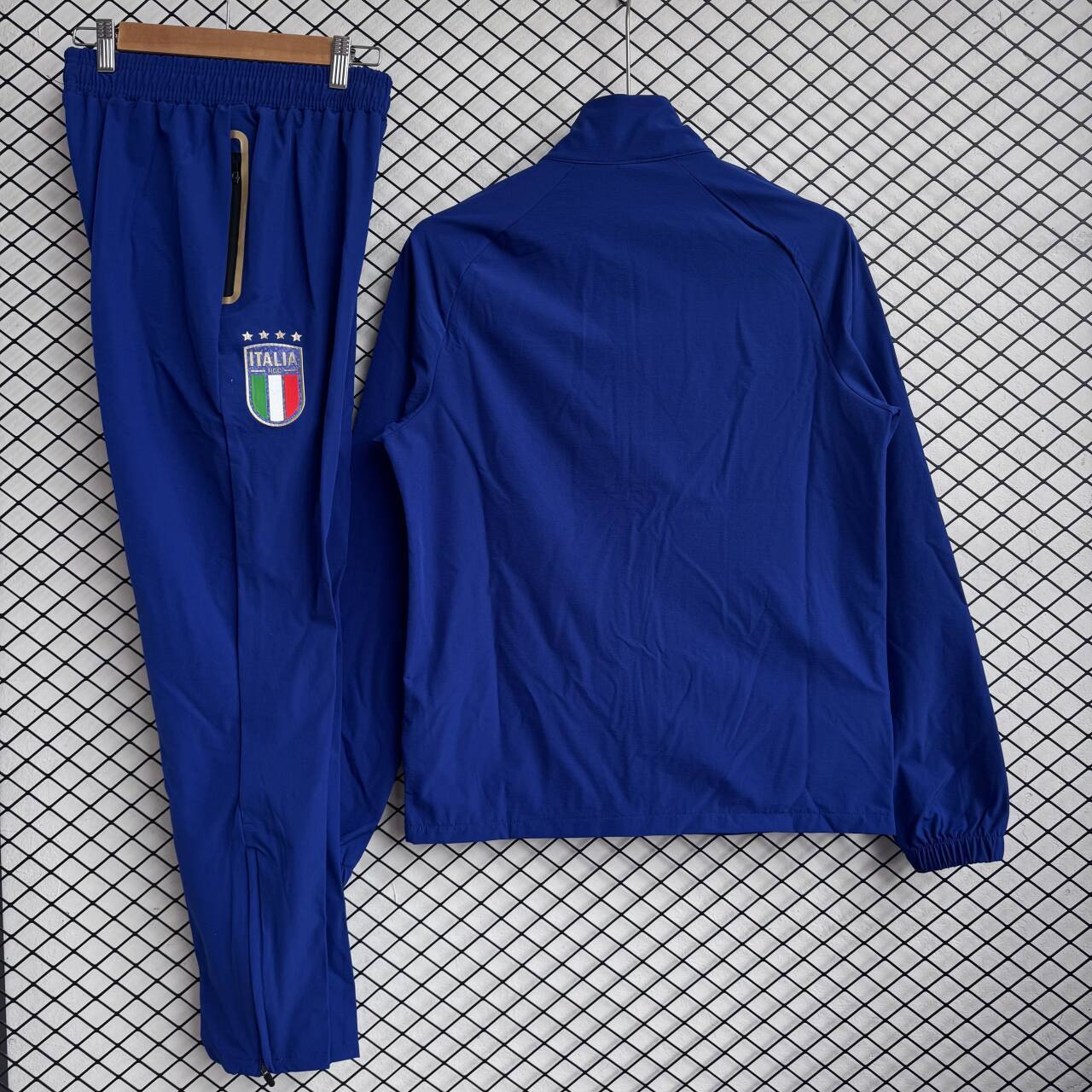 Tuta Italia 25-26