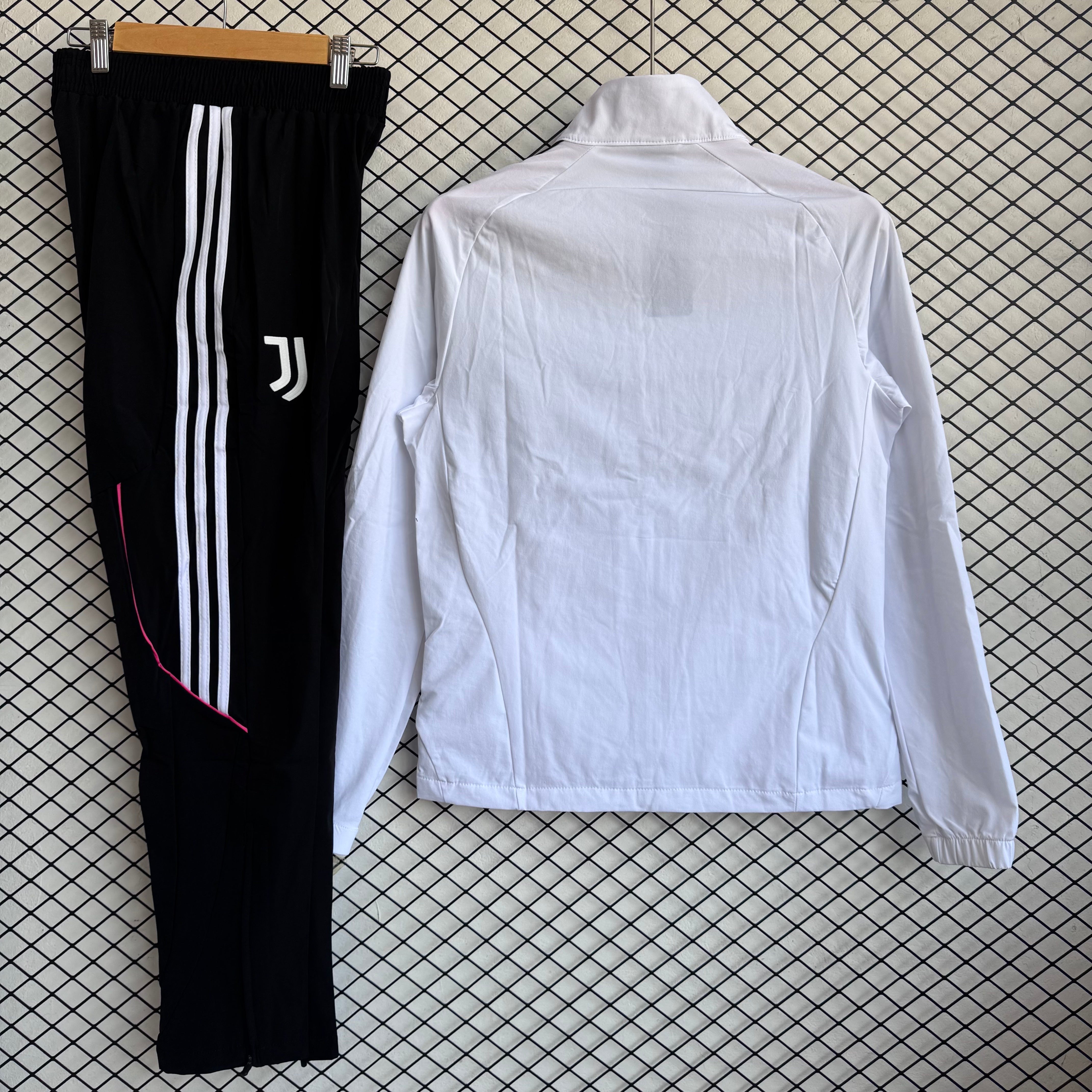 Tuta Juventus bianco nero