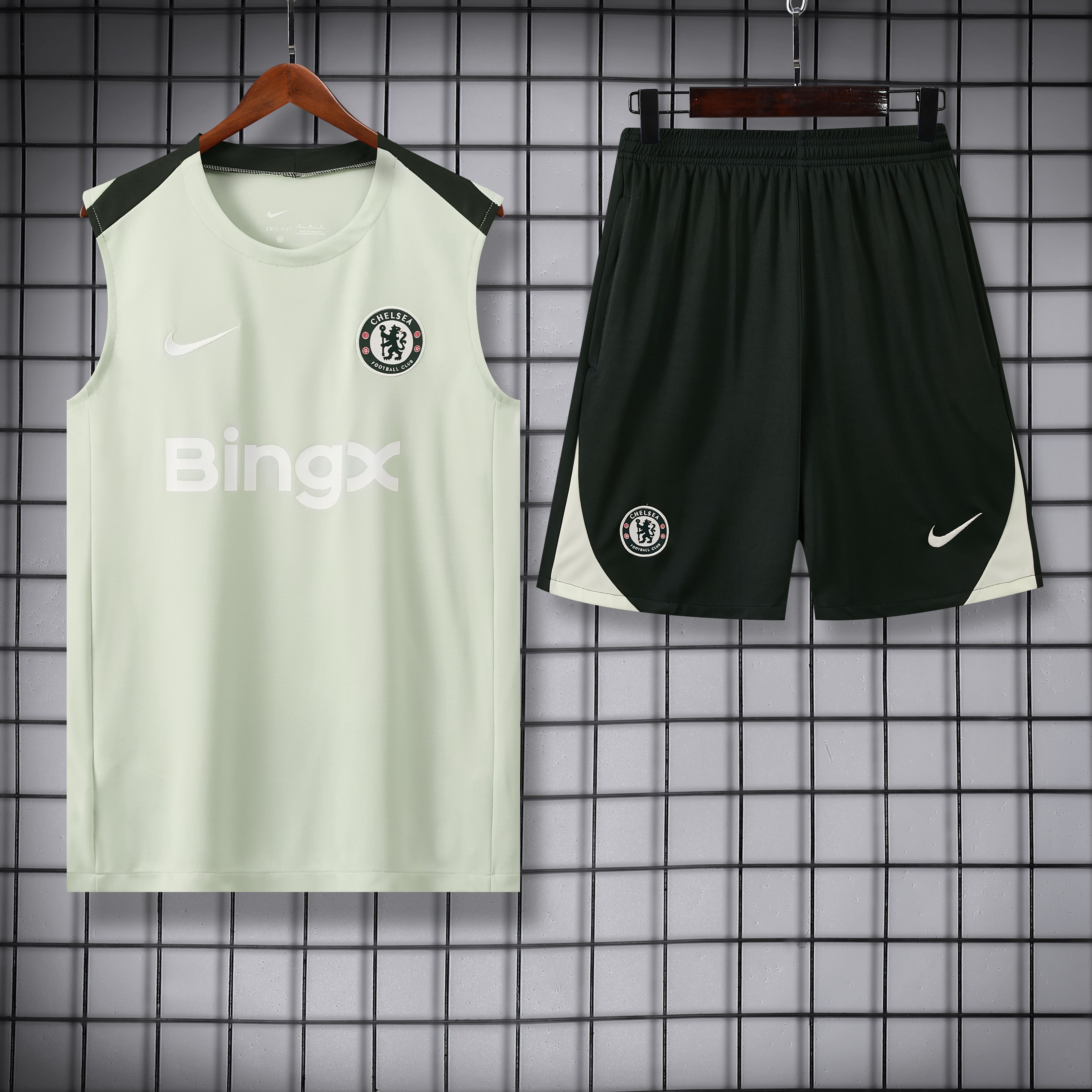 Chelsea completo con canottiera 2025/26