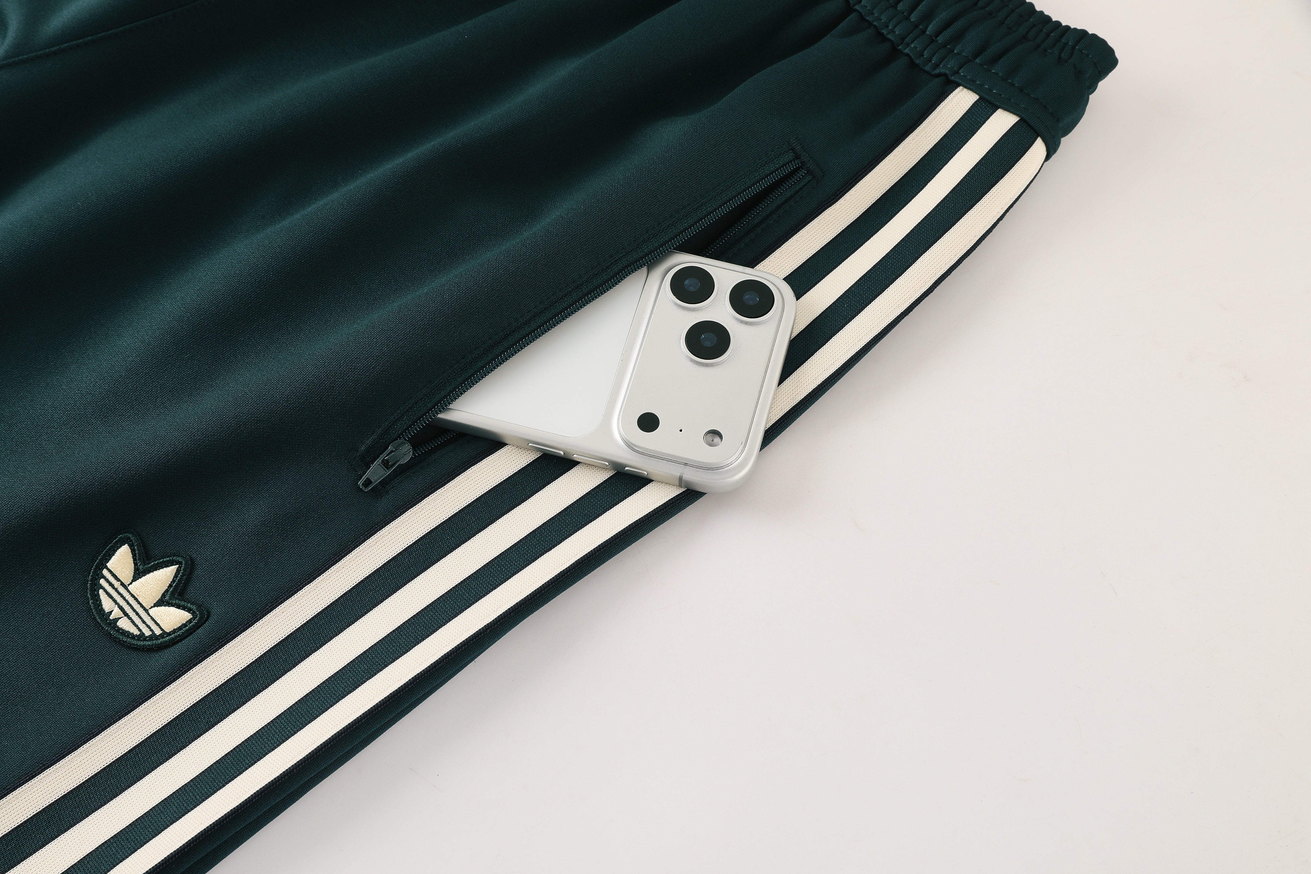 Tuta Juventus verde