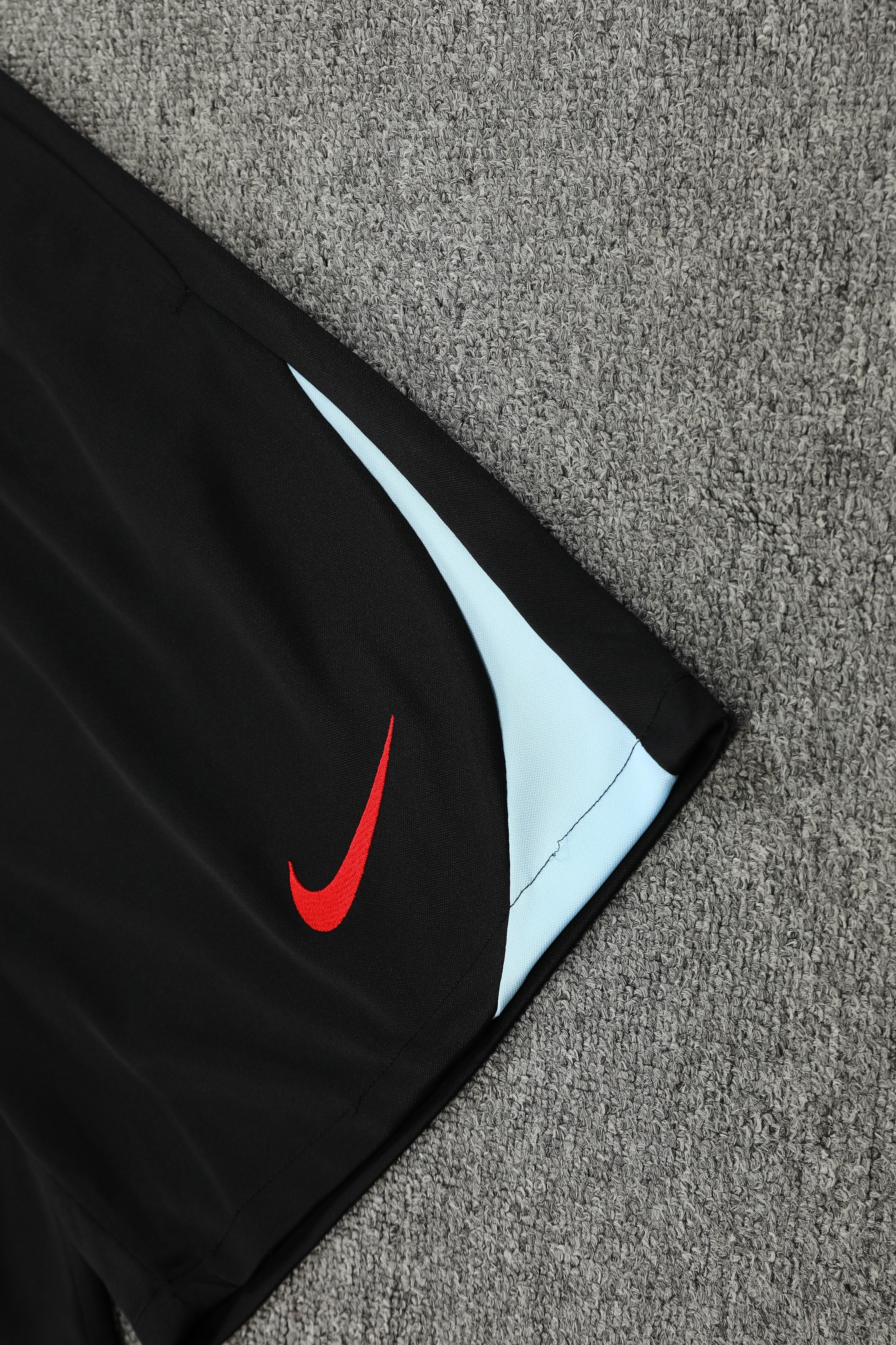 Barça azzurro completo con canottiera