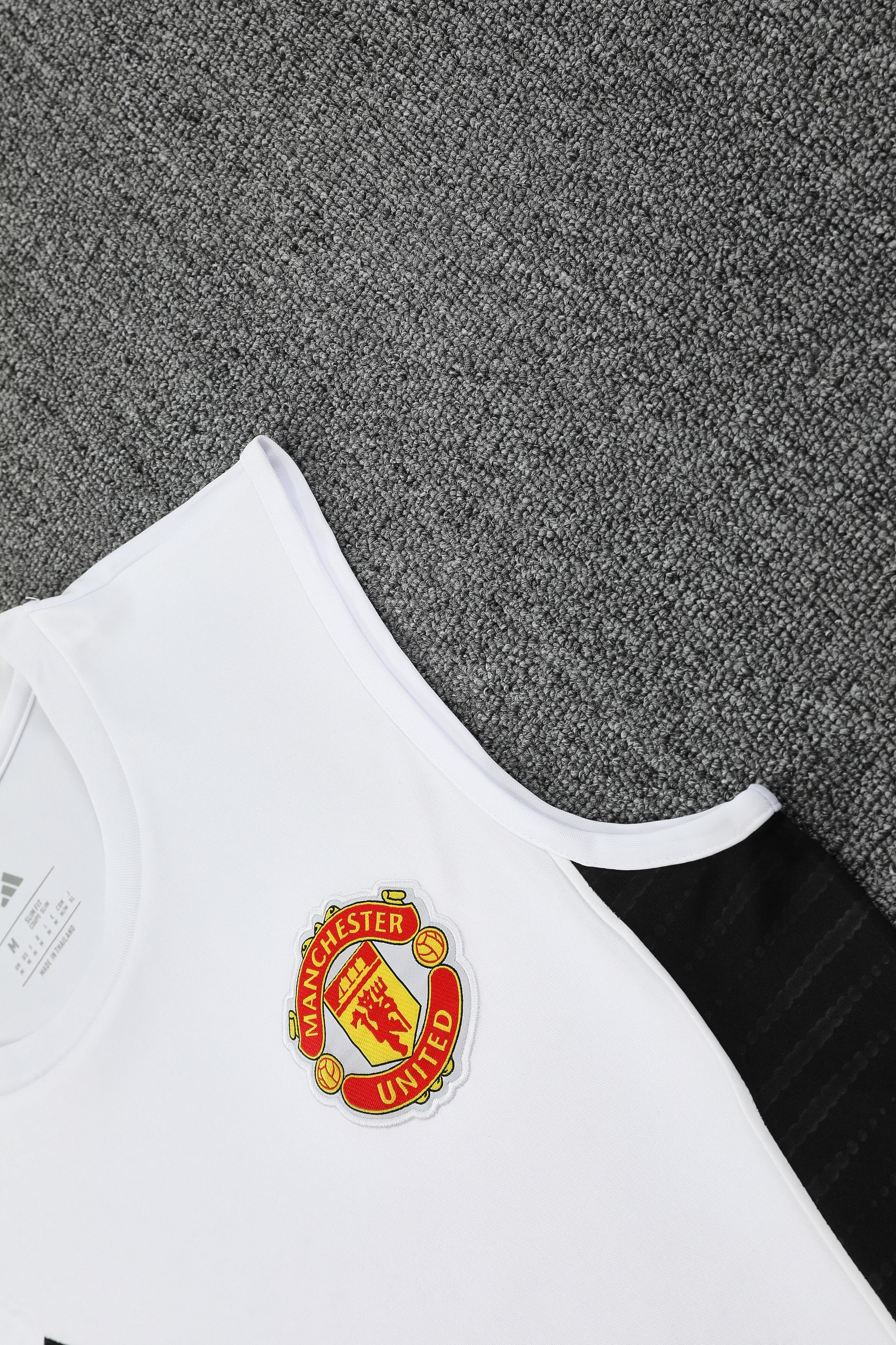 Manchester United Bianco completo con canottiera 2025/26