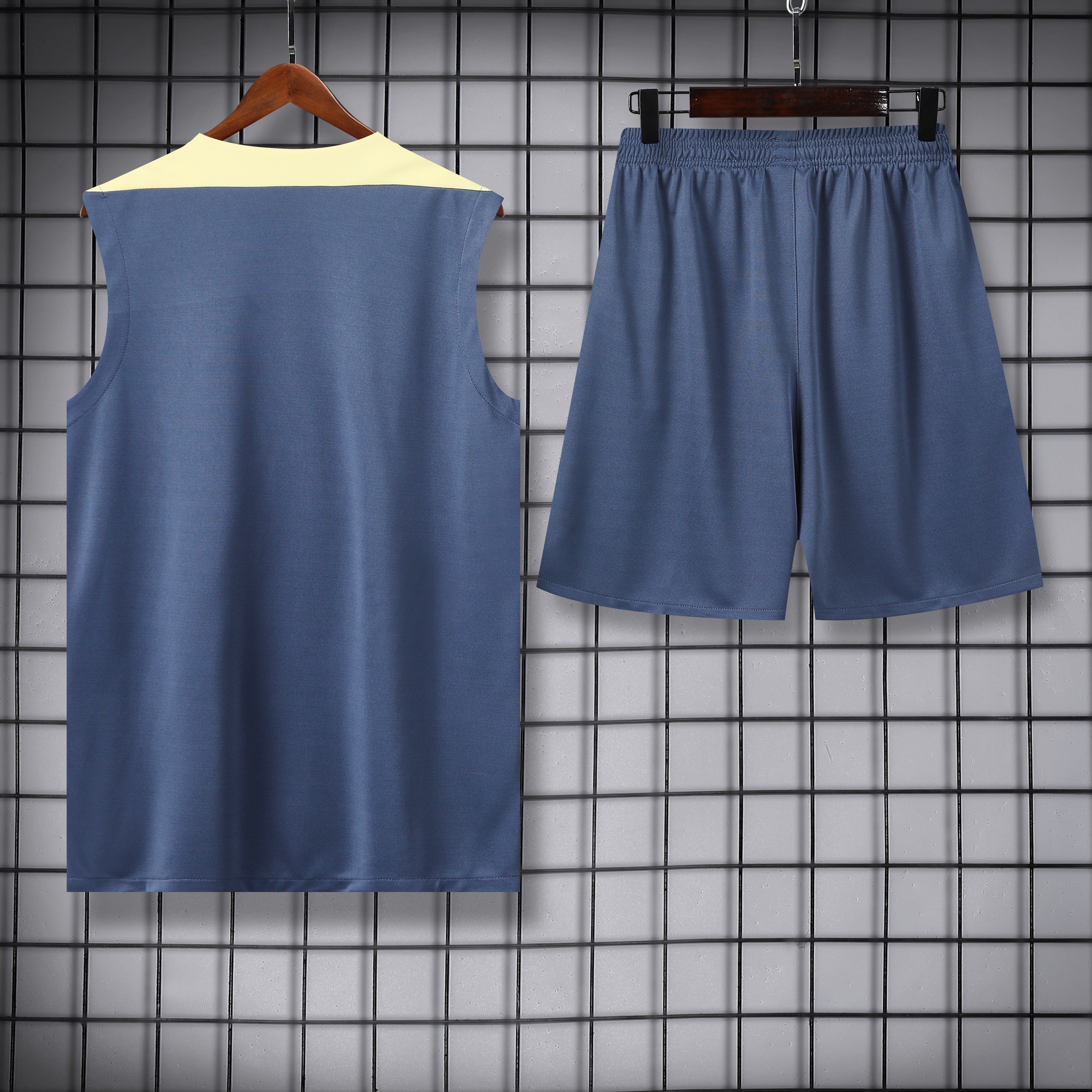 Club America grigio completo con canottiera