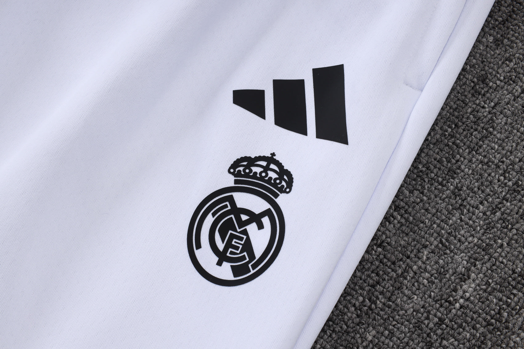 Tuta Real Madrid 2026 bianco