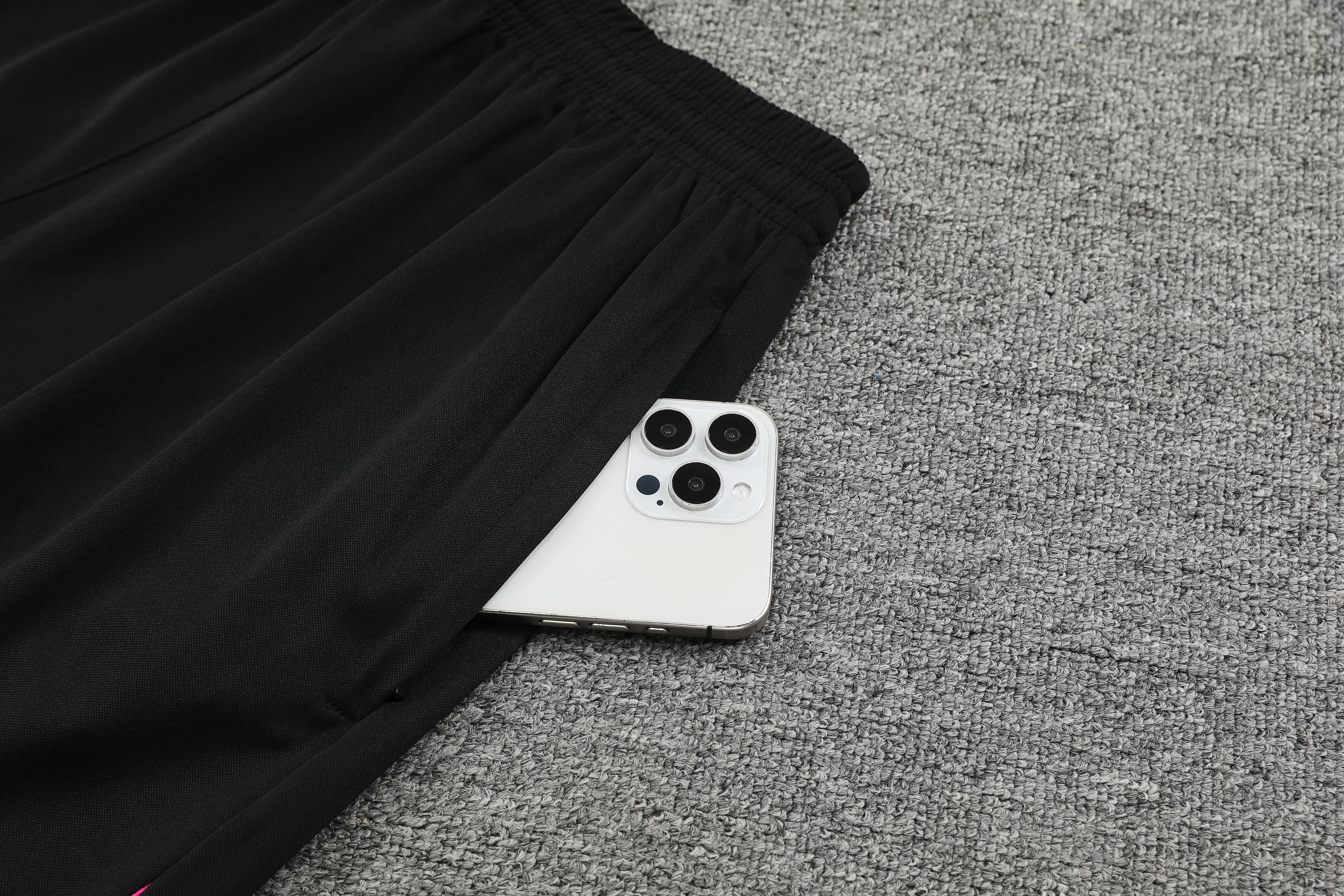 Chelsea pink completo con canottiera