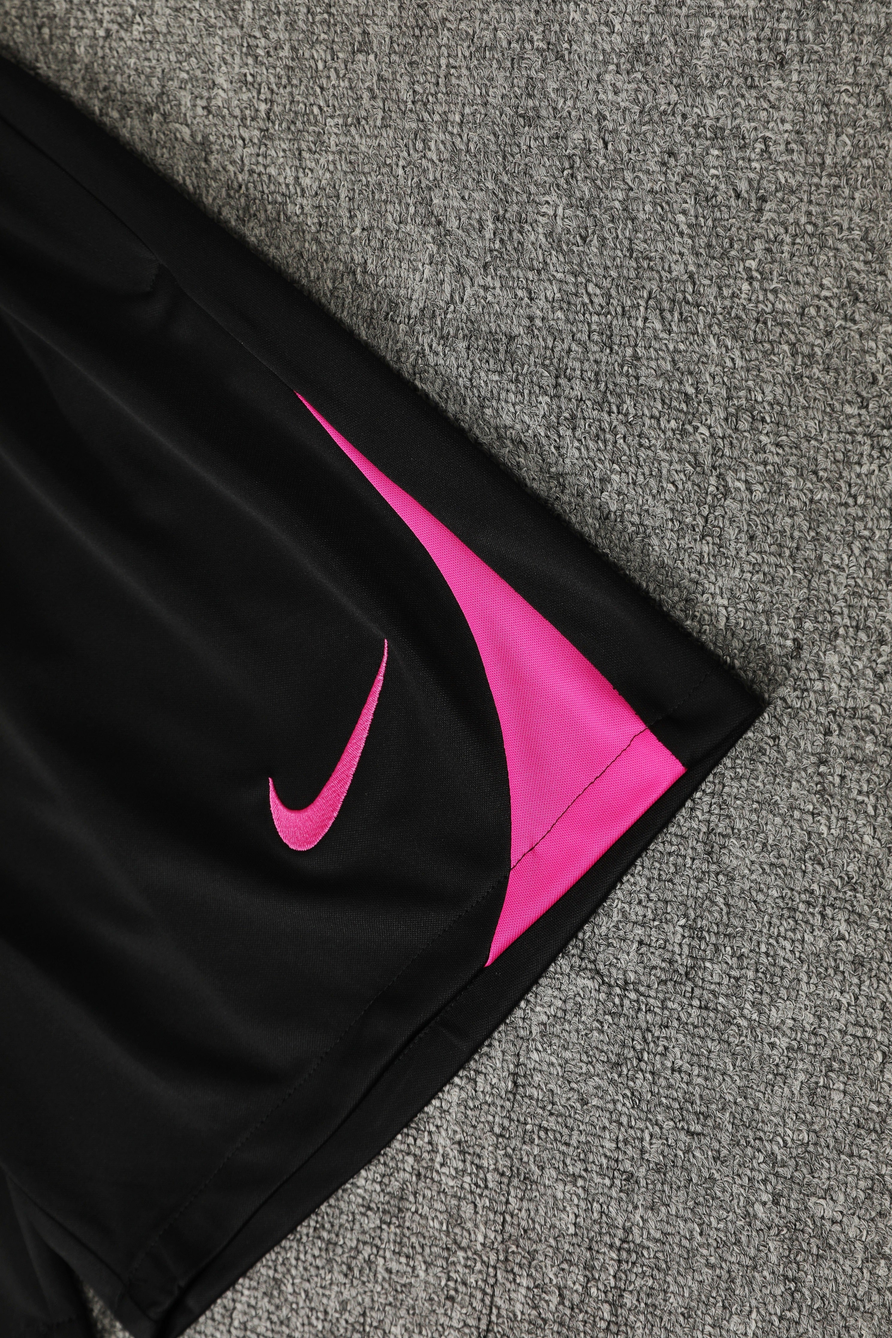 Chelsea black completo con canottiera