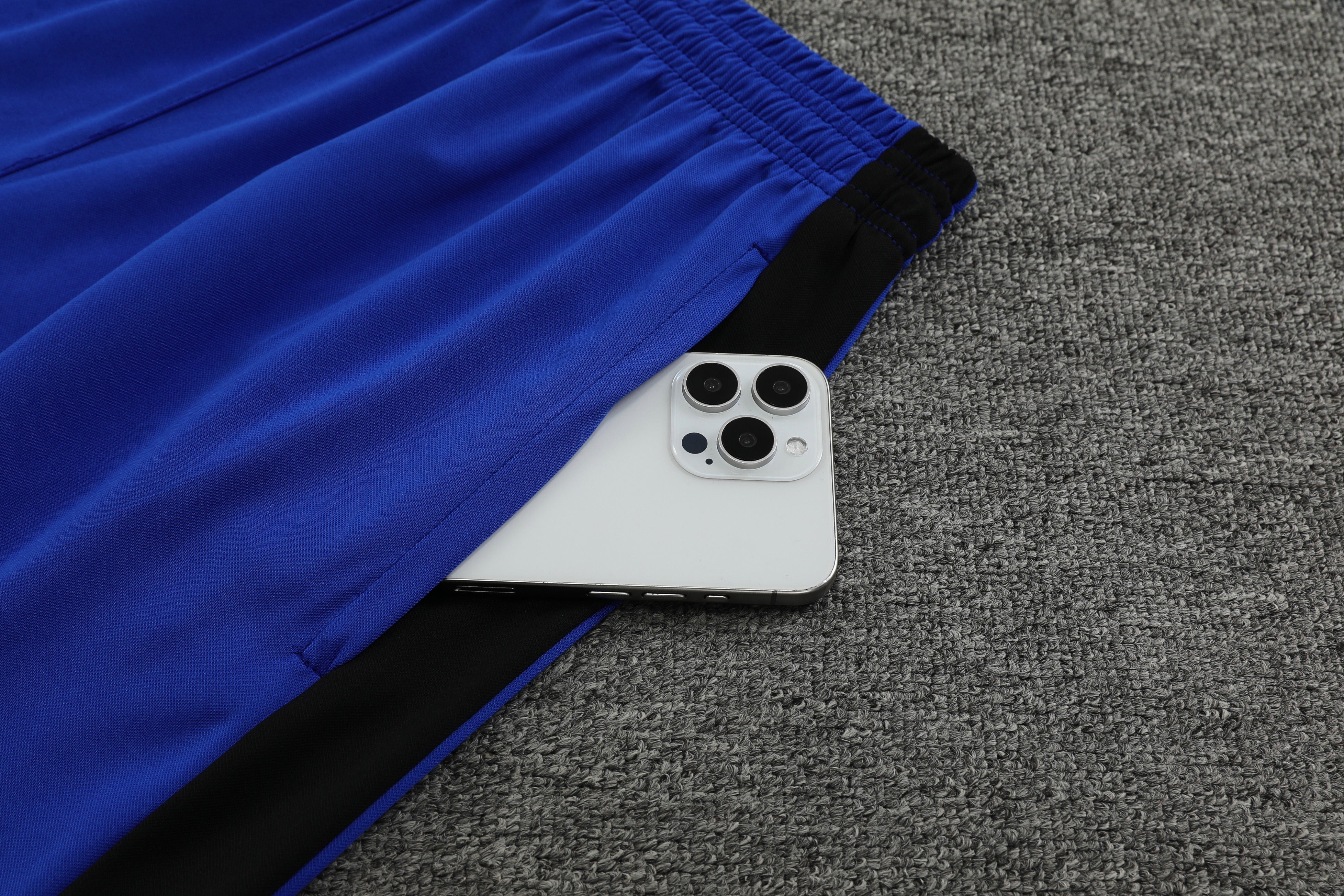 Inter Special White completo con canottiera