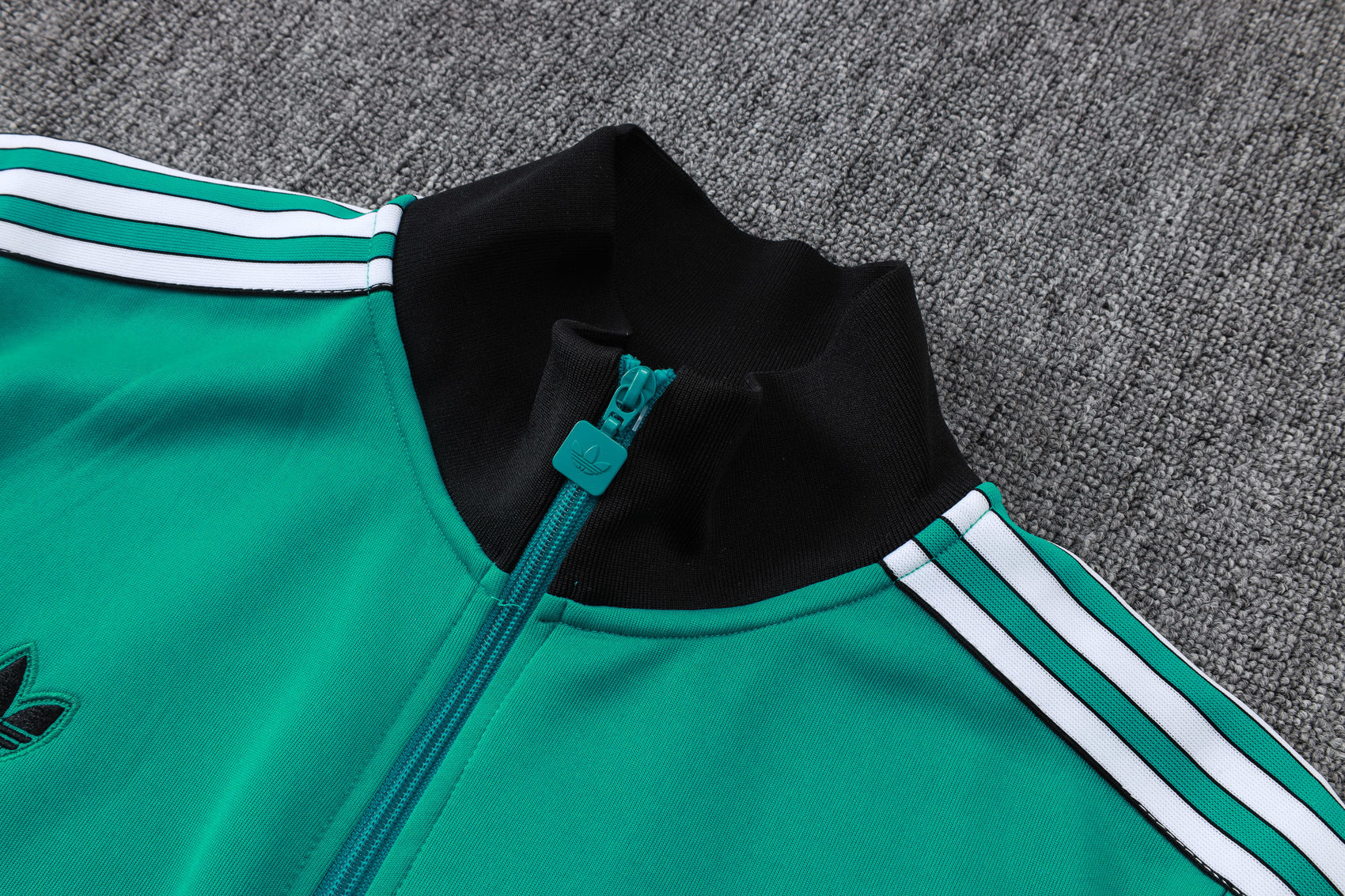 Tuta Liverpool verde 25-26