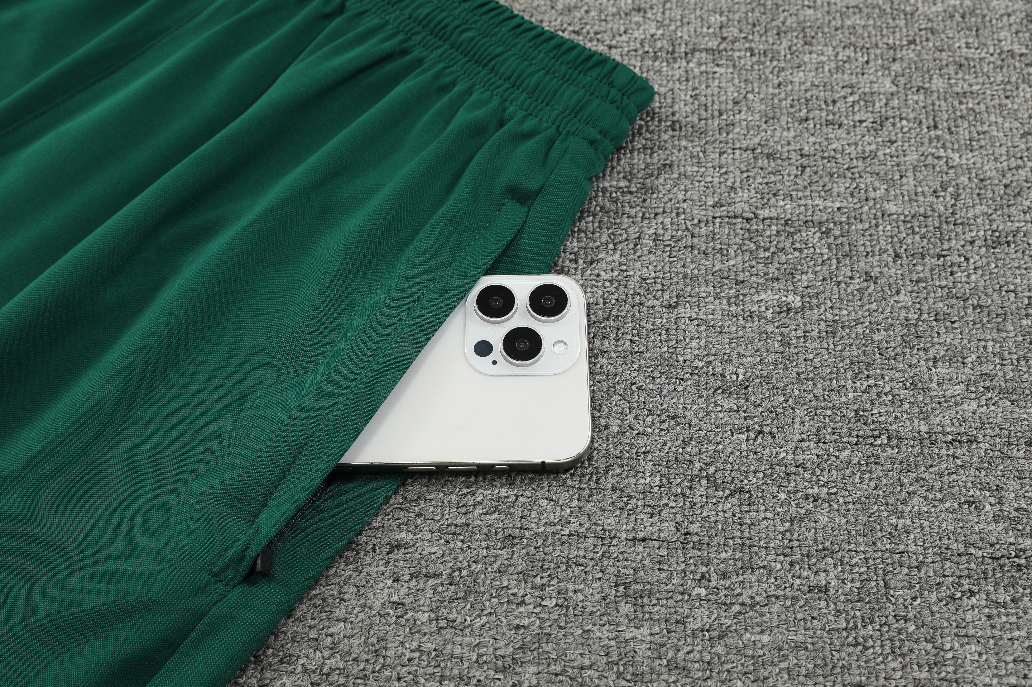 Portogallo Bianco completo con canottiera