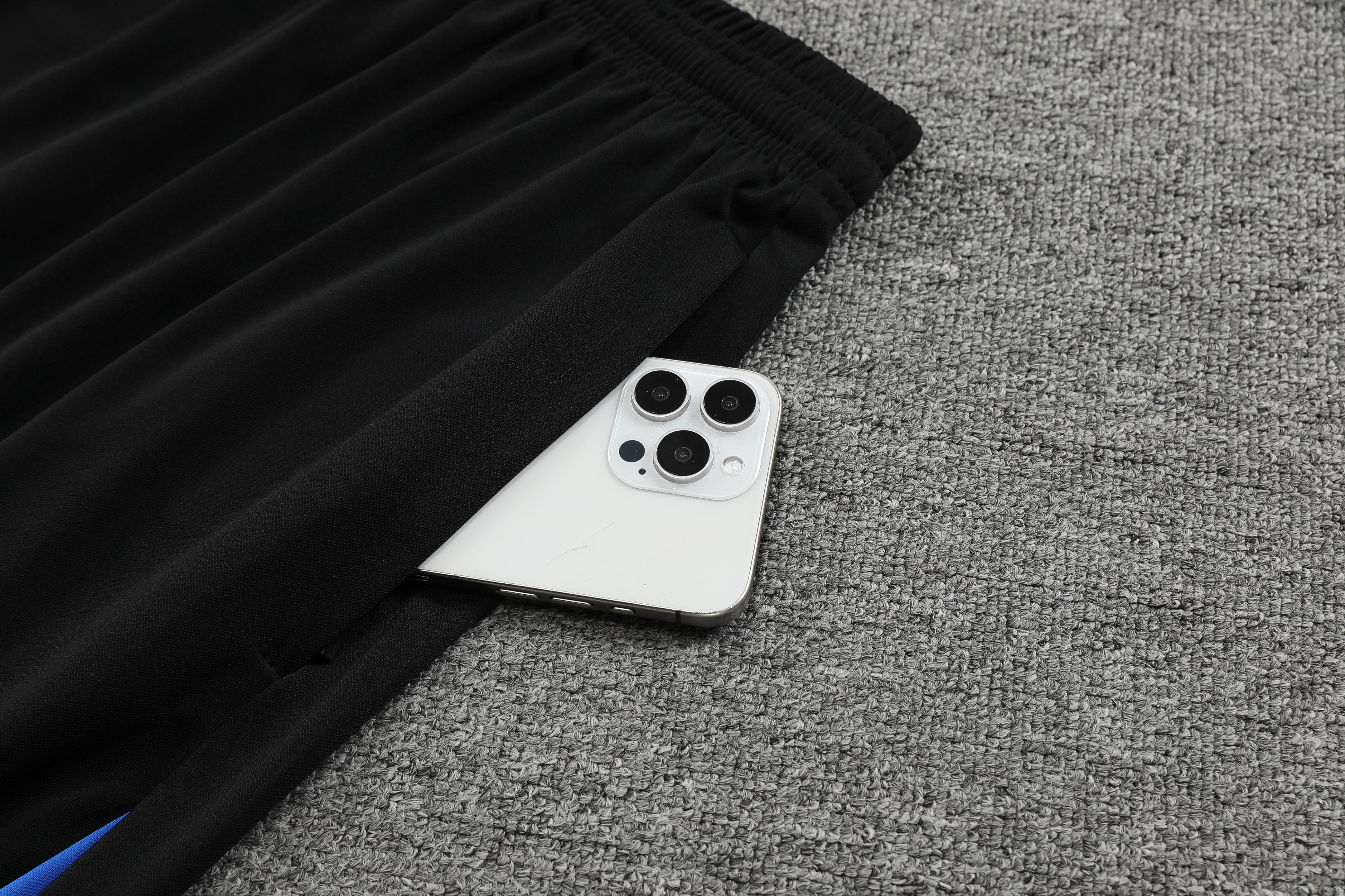 Barcellona giallo 2025