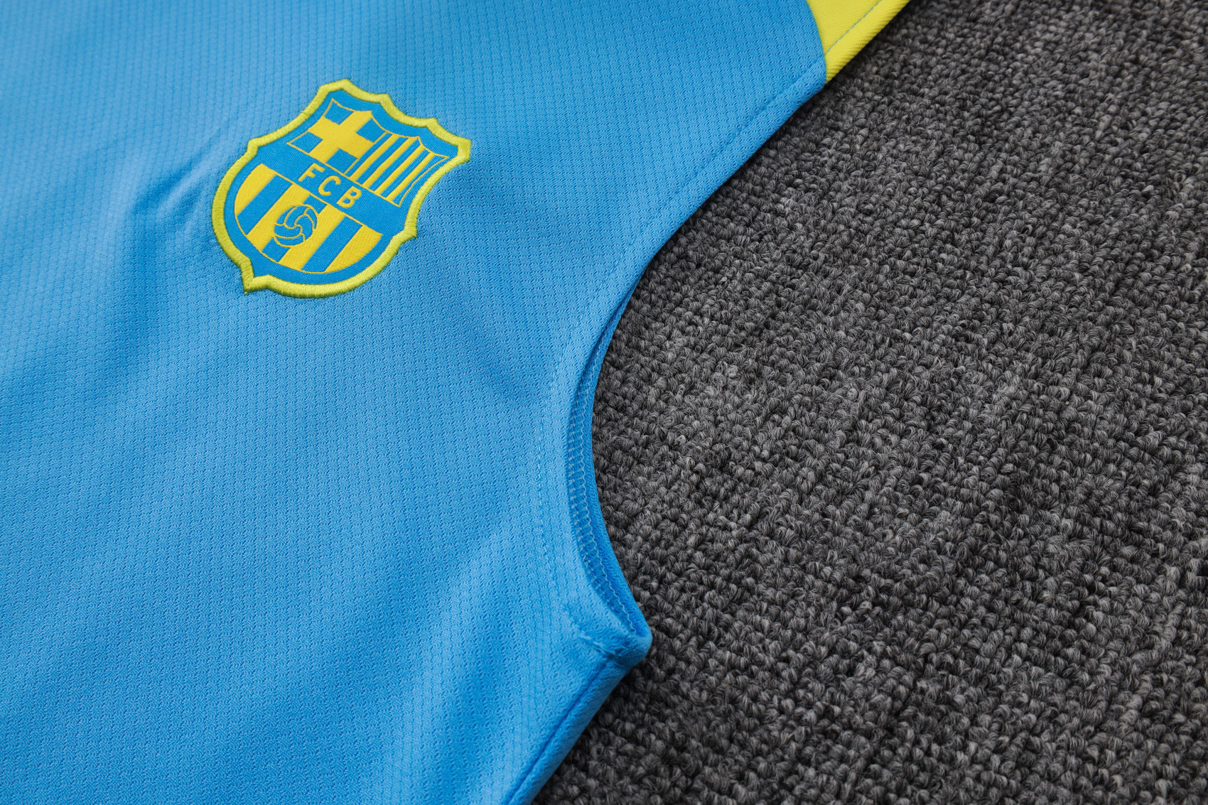 Completo Canottiera Barcellona Azzurro 26/27