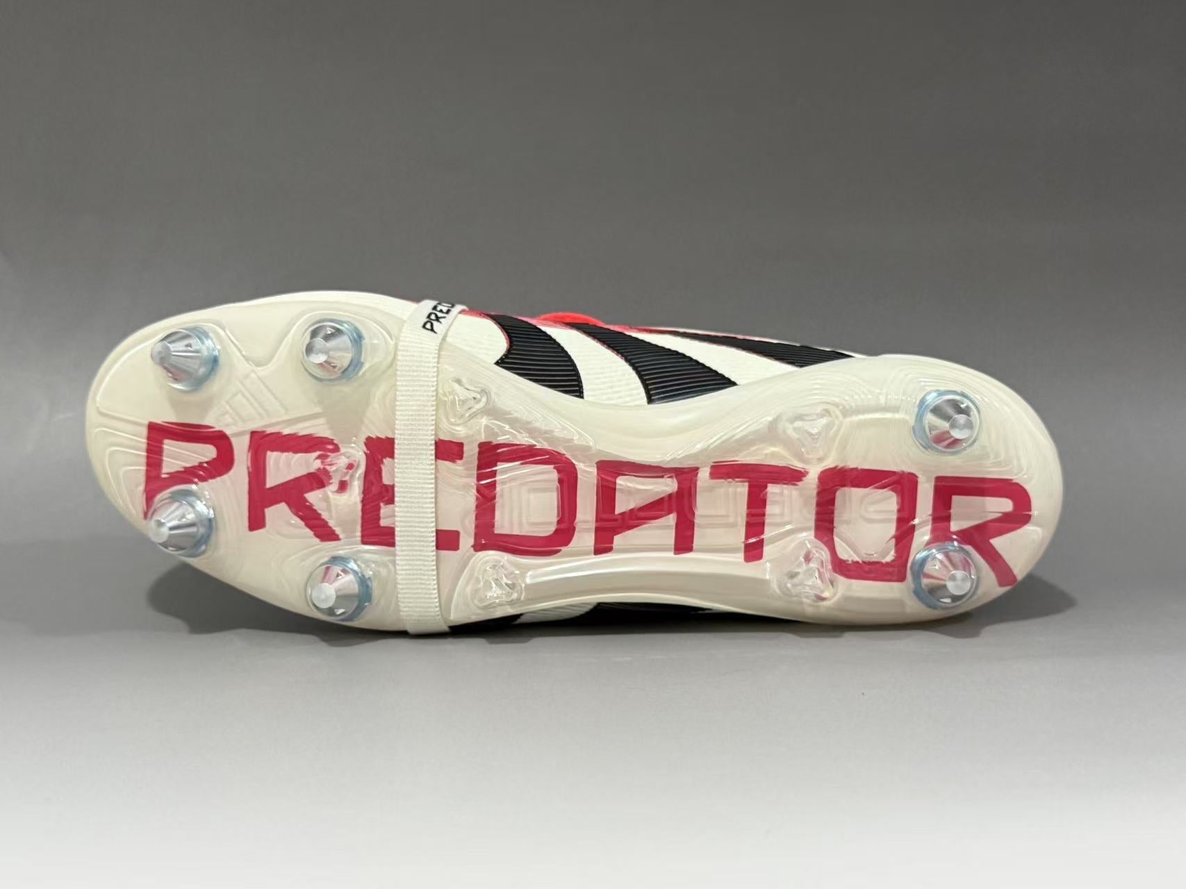 Predator Hybridtouch White