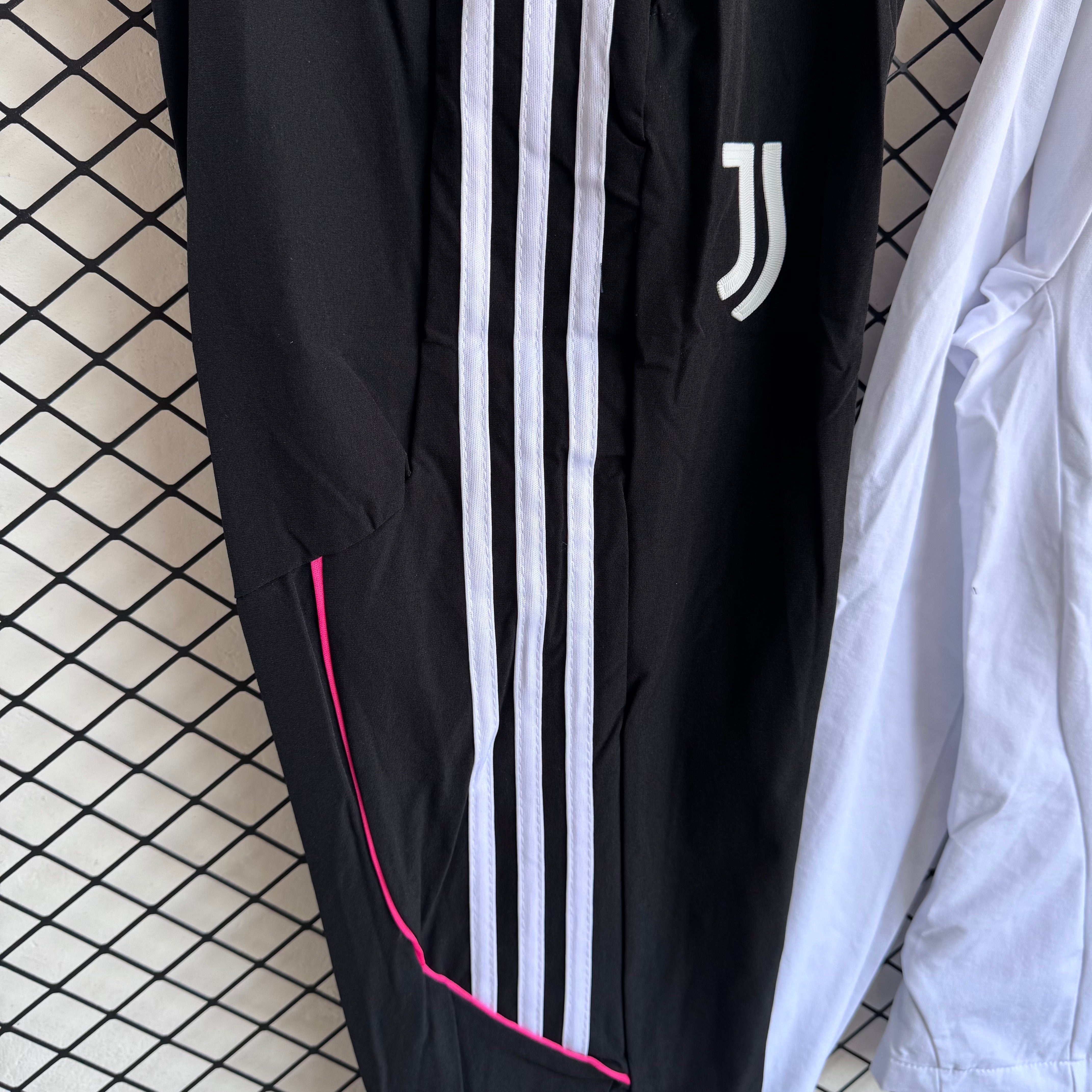 Tuta Juventus bianco nero