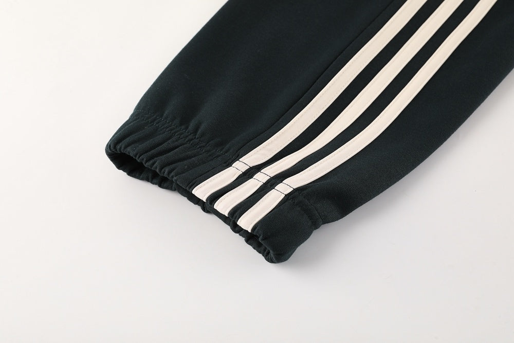 Tuta Real Madrid beige