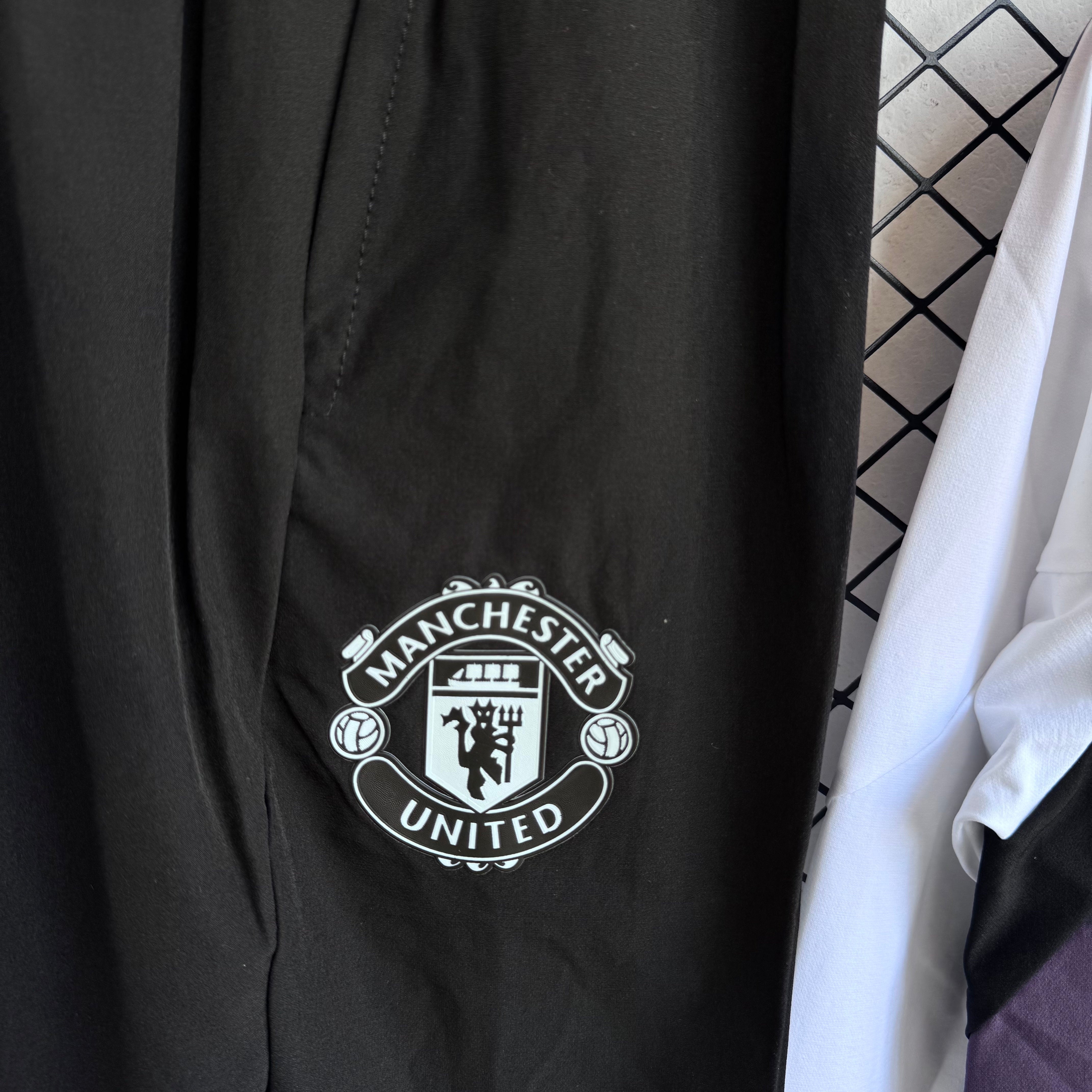 Tuta Manchester United 25-26