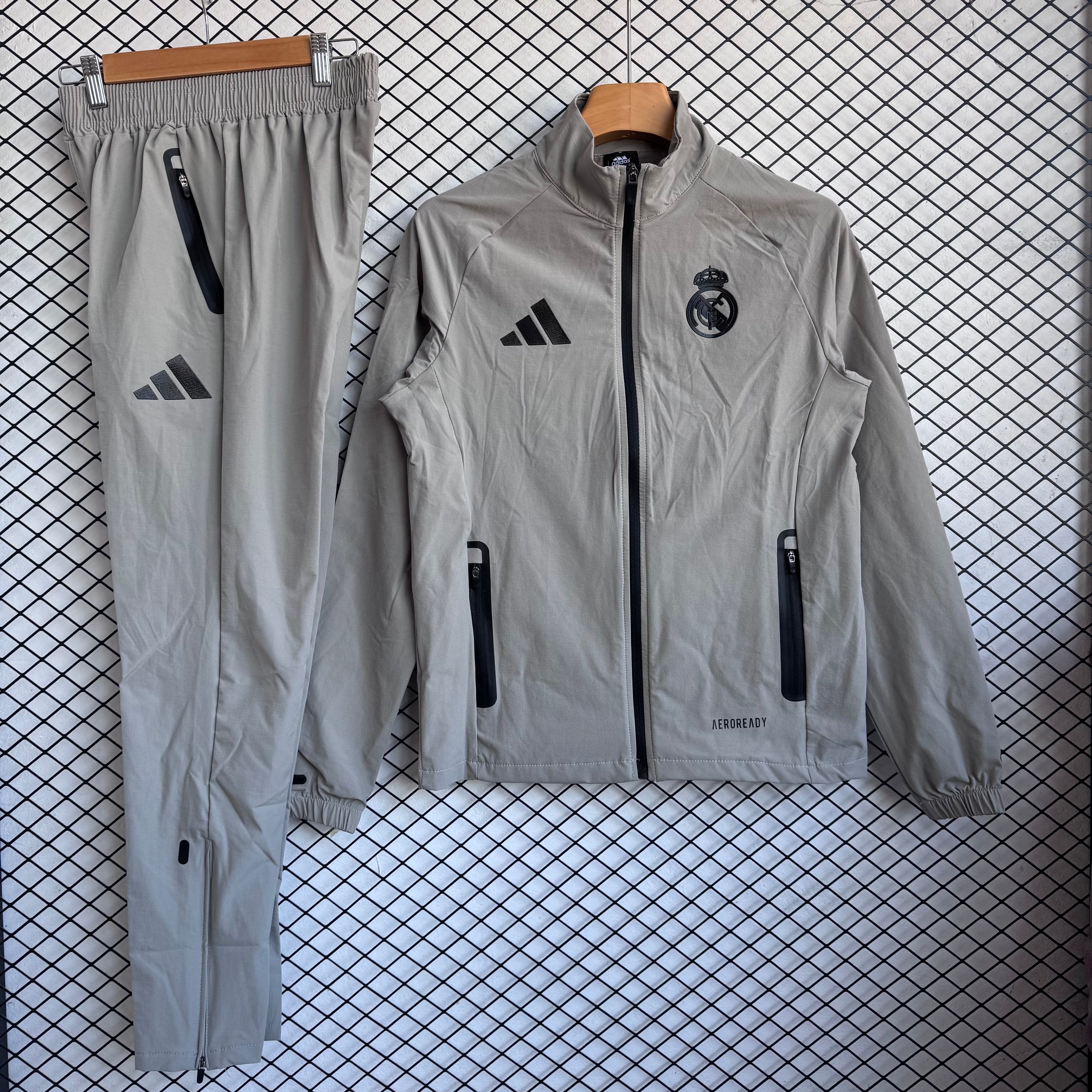 Tuta Real Madrid Grigio 25-26
