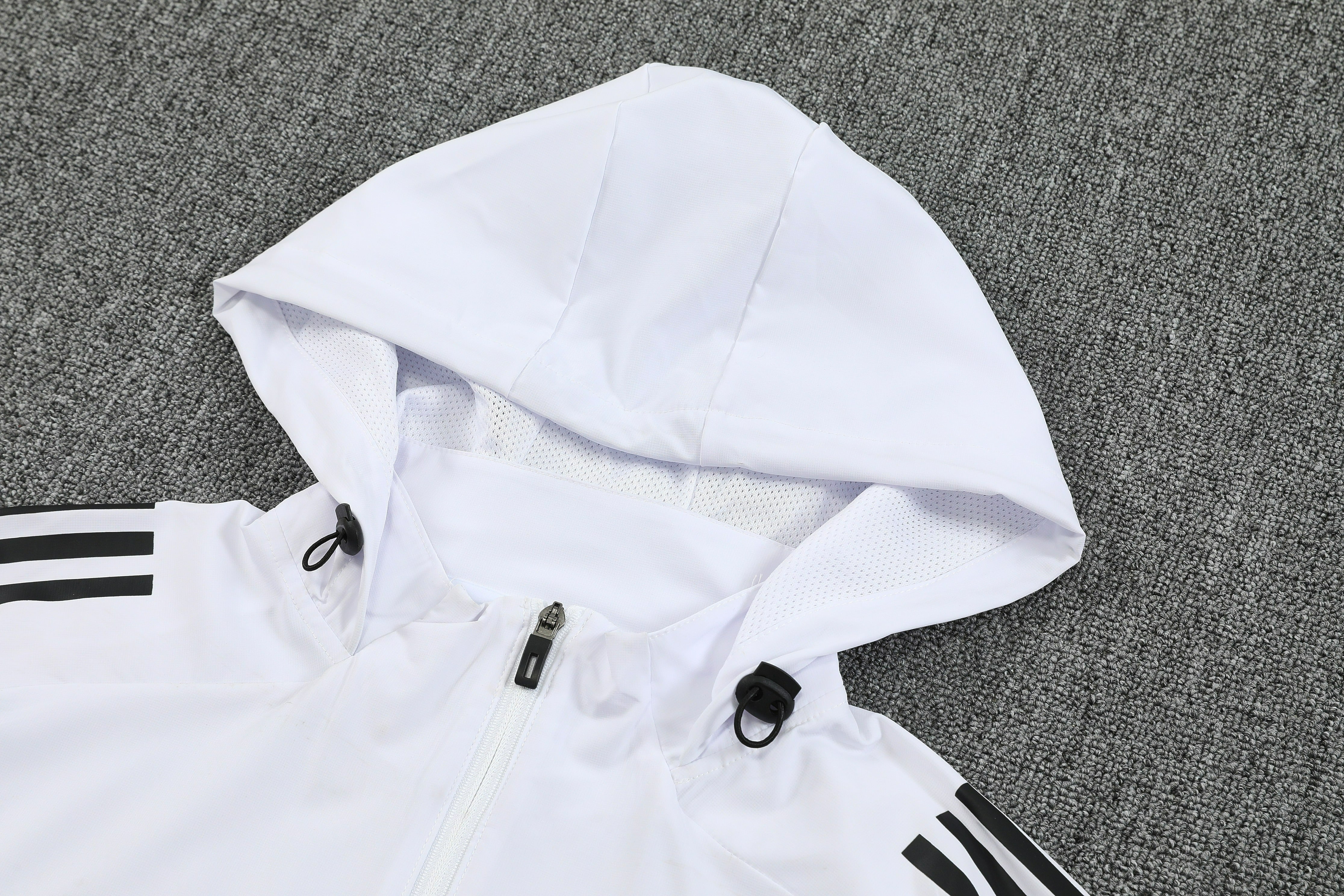 Tuta Real Madrid White 25-26 Zip Intera