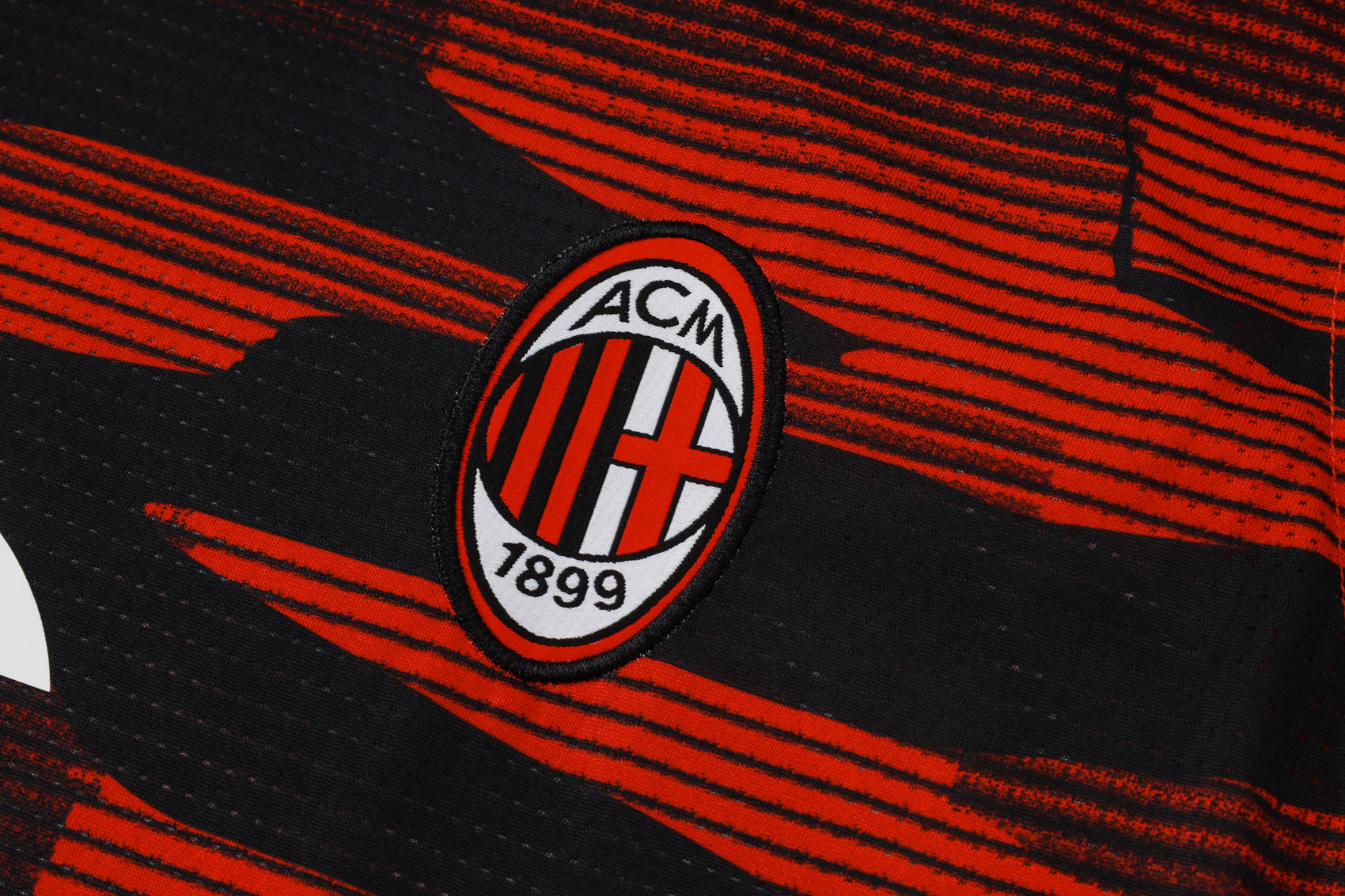 Milan Rosso Nero completo con canottiera