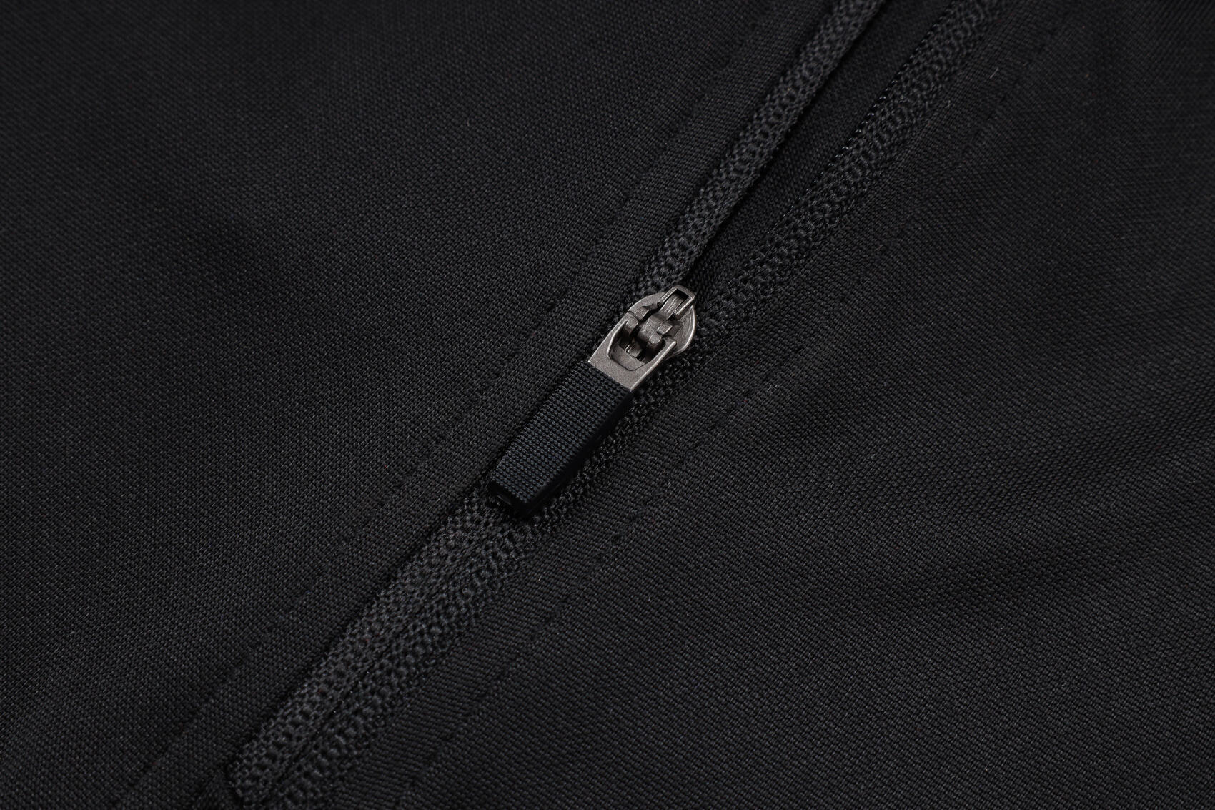 Tuta Barcellona Nero e Viola 2025/26